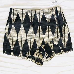 Sound Wave emb. Skort from ANGL